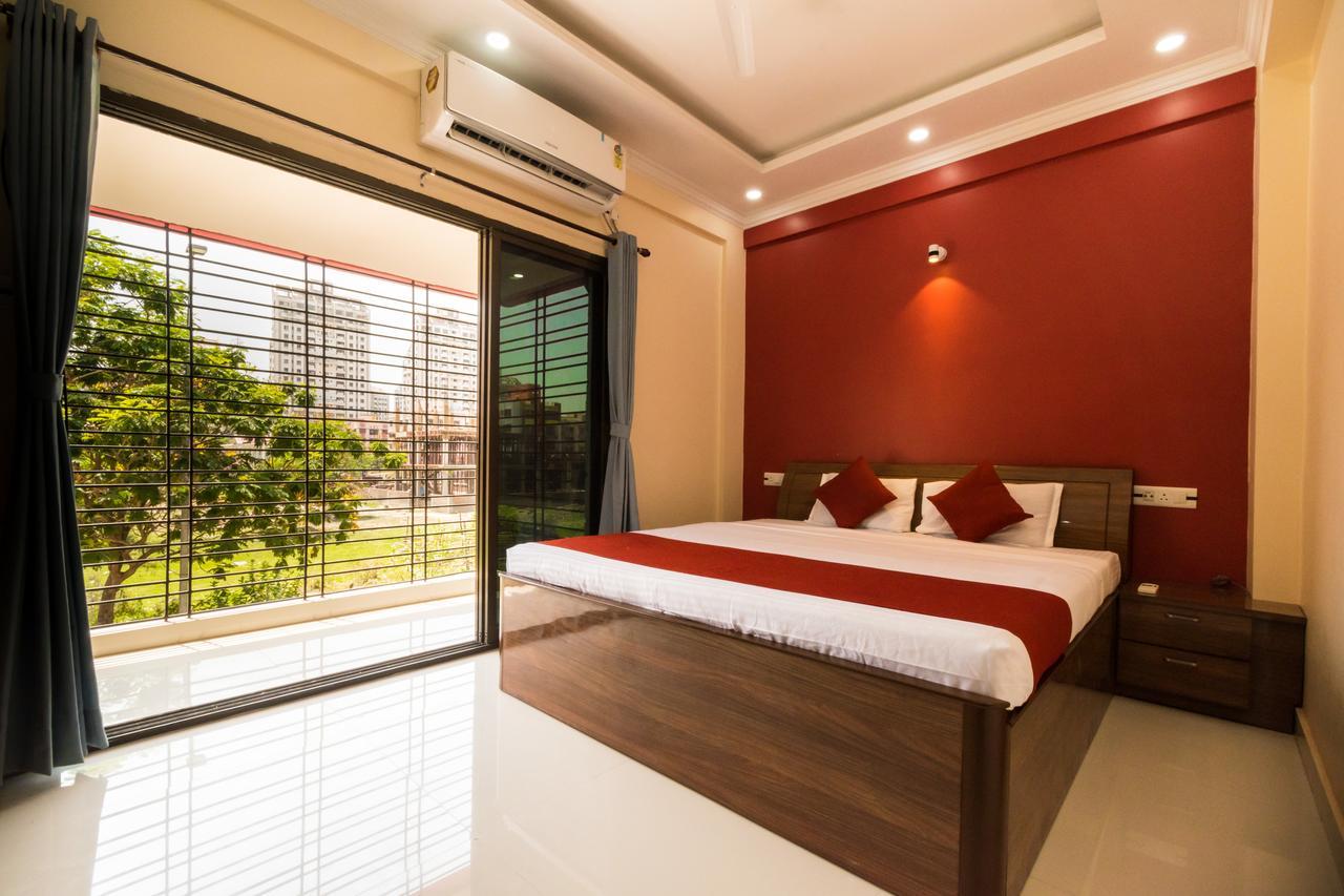 מלון Liluāh Oyo 8818 Coral Residency Newtown מראה חיצוני תמונה