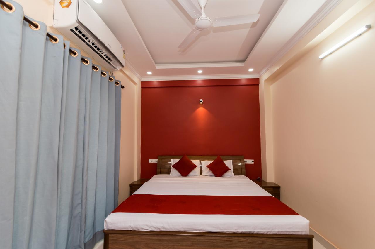 מלון Liluāh Oyo 8818 Coral Residency Newtown מראה חיצוני תמונה